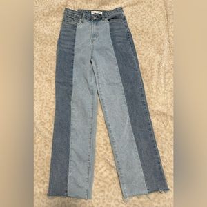 Almost Famous Two Tone Wide Leg Straight Leg Jean Size 3